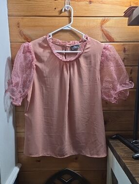 Milk & Honey 2x Blush Pink Puff-Sleeve Women's Top 0492